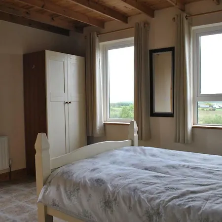 Hill View House Guest house *