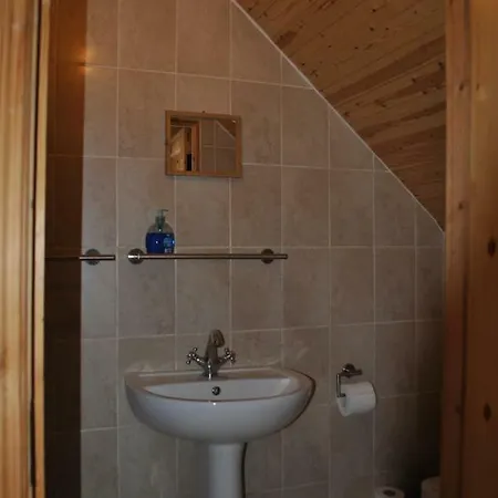 Hill View House *